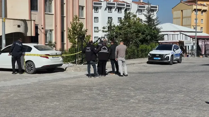 Malatya’da Uzaklaştırma Kararı Bulunan Eşini 8 Bıçak Darbesiyle Öldürdü